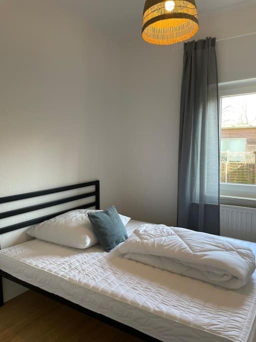 Stilvolle 3 Zimmer Wohnung In Brémai repülőtér Kültér fotó